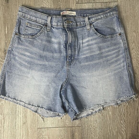 Levi's Pants - Levis Signature High Rise Shorts Size 14 Light Wash Pockets Belt Loops Pocket